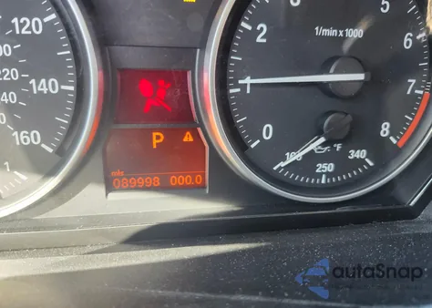 2011 BMW 335I z USA, uszkodzony, nr VIN WBAPM5C53BE577244